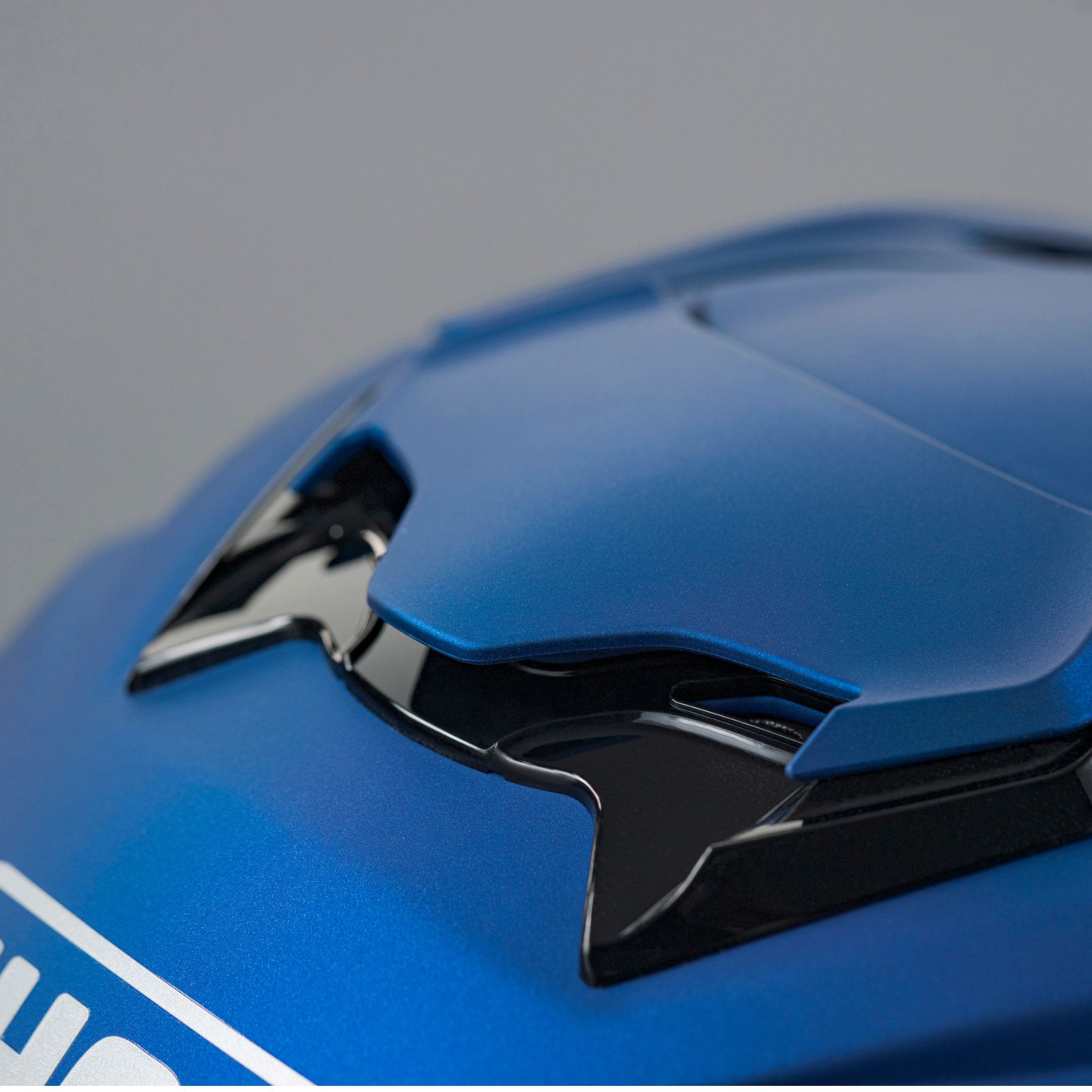 SHOEI  GT-air  ネルティア GT-Air 3 | FULL-FACE HELMET｜ヘルメット SHOEI