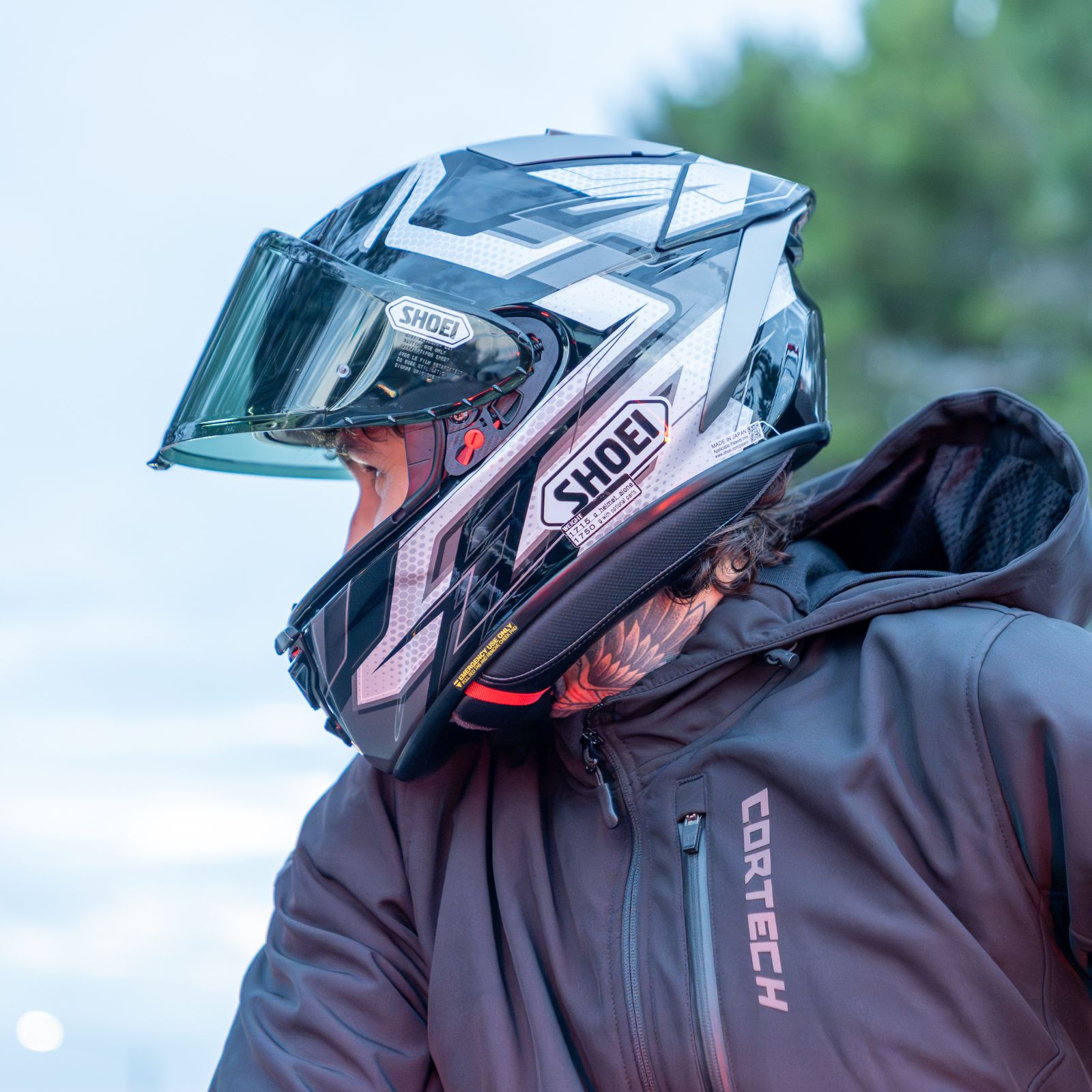 SHOEI X-Fifteen Escalate – SHOEI® Helmets USA