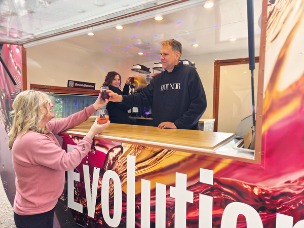 Top Wire Mother's Day Celebration